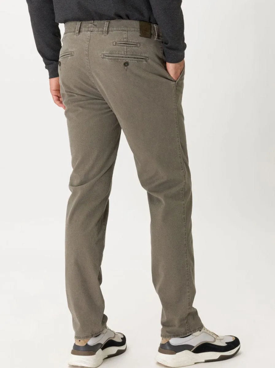 Brax - Hi-FLEX: ultra-elastic chinos