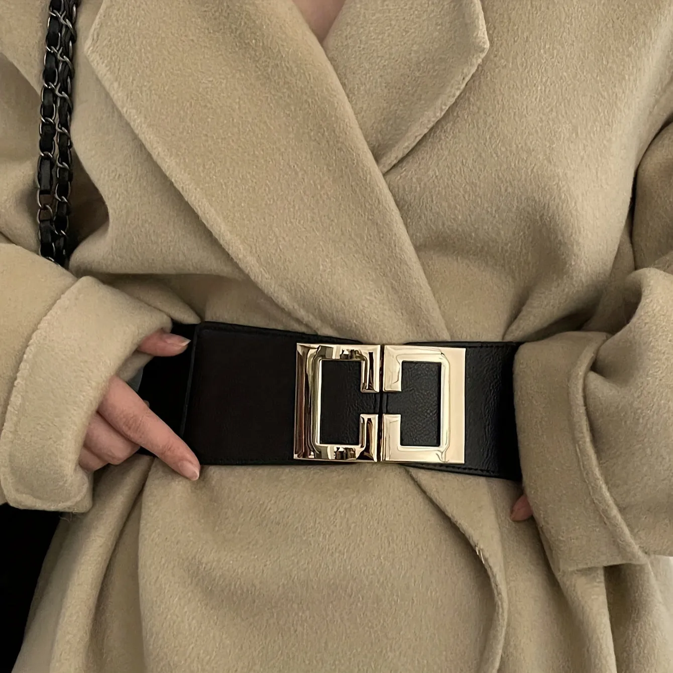 Chic Geometric Buckle Wide Belt  Womens Stylish Accessory