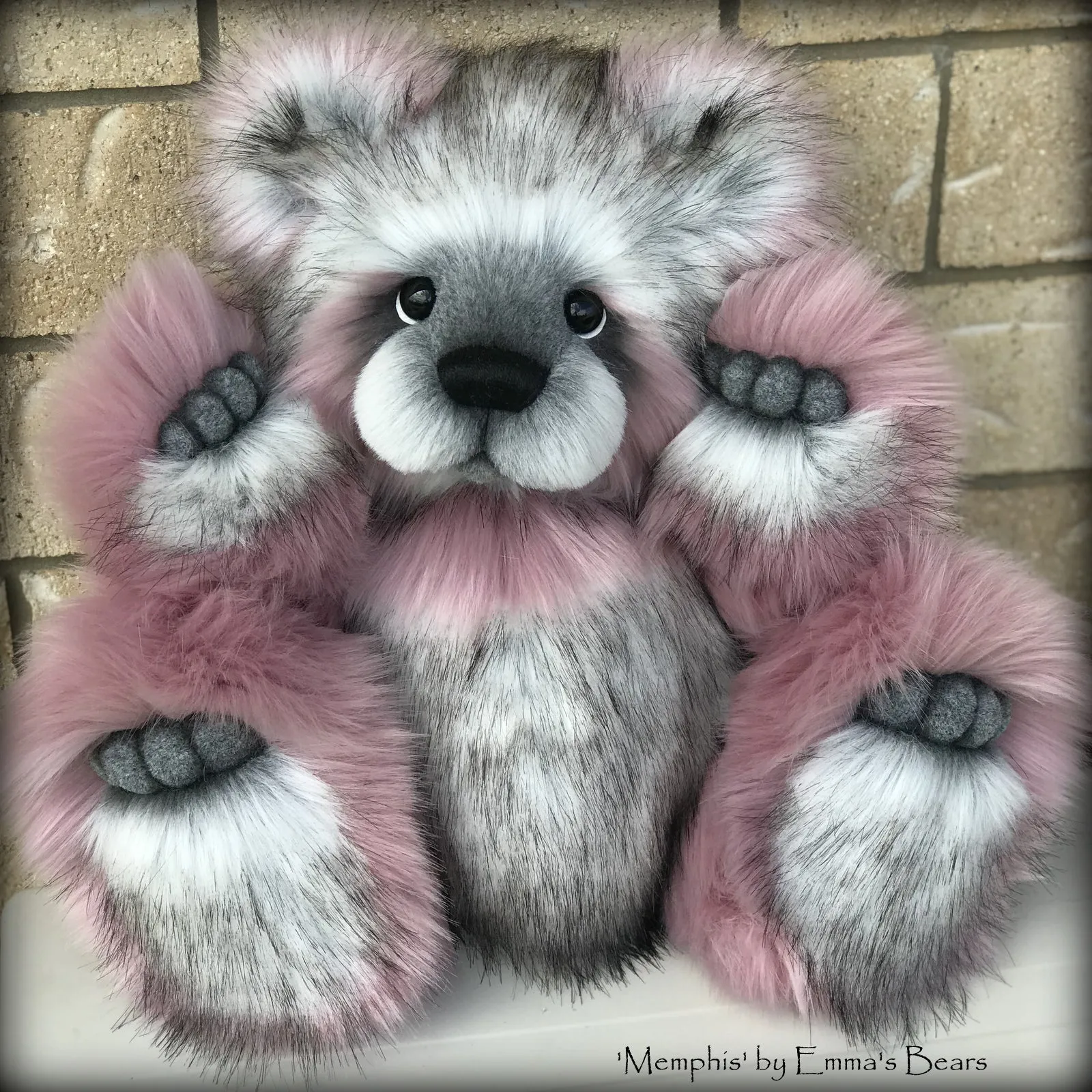 Memphis - 21" faux fur Artist Bear by Emma's Bears - OOAK