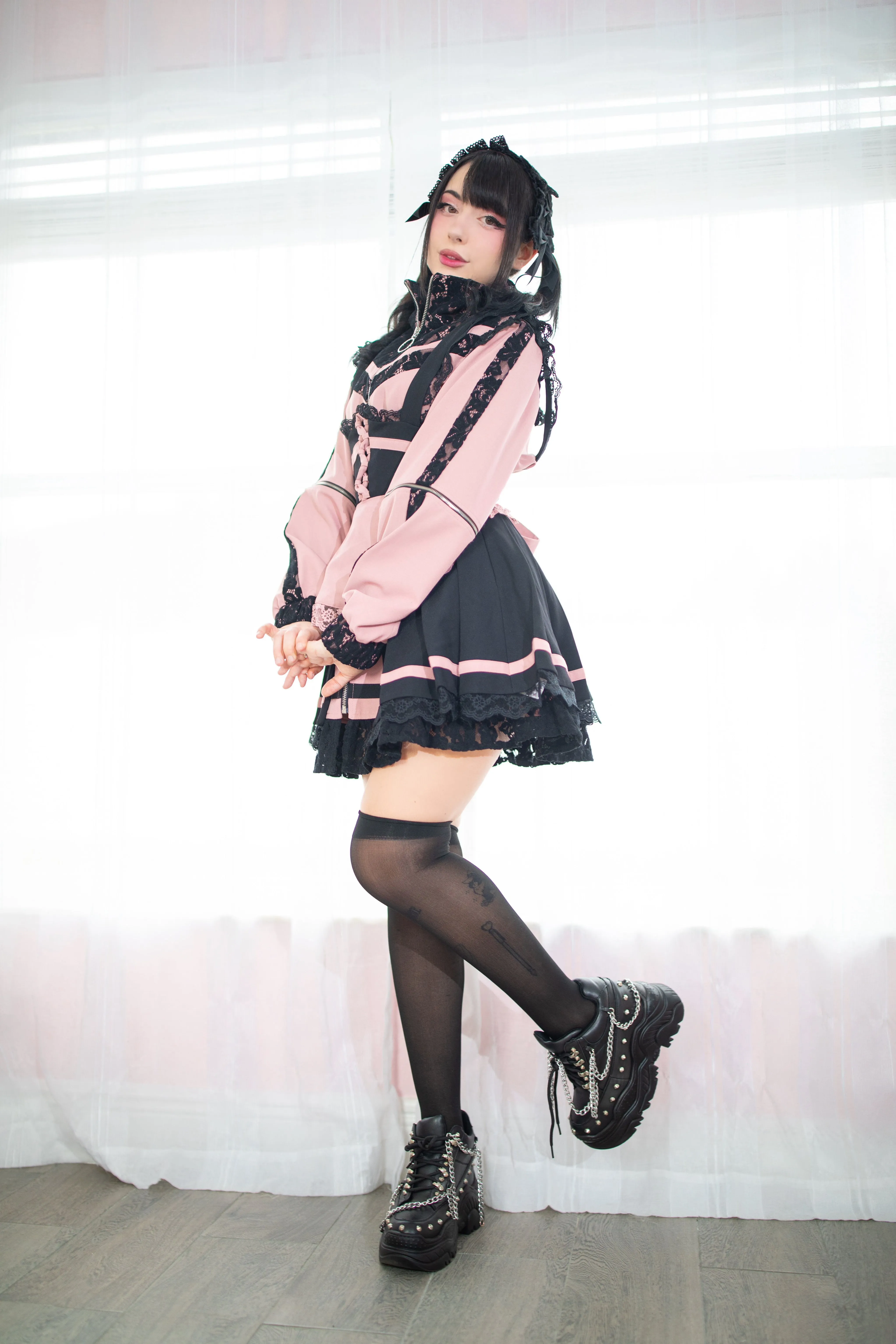 (Pre-Order) Lacebound Maid Overlay Skirt   Apron