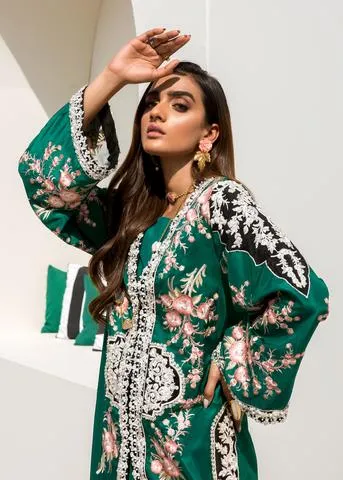 Spring Summer '21 - Emerald Bloom